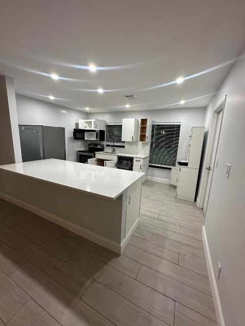 128 SW 12th Ave Avenue 128 Delray Beach FL 33444