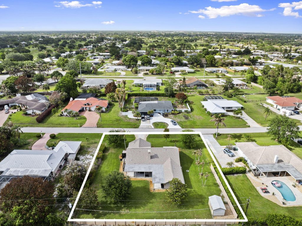 Photo of 1730 SE Canora Road, Port Saint Lucie, FL 34952 (MLS # B26018976)