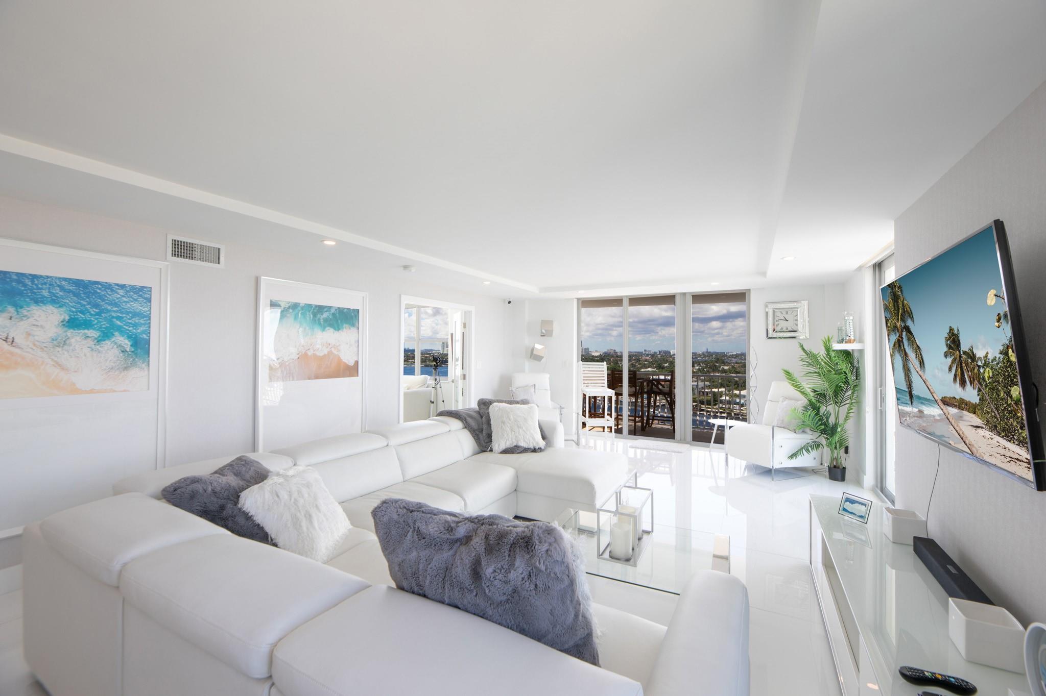 Venetian Condominium - Residential