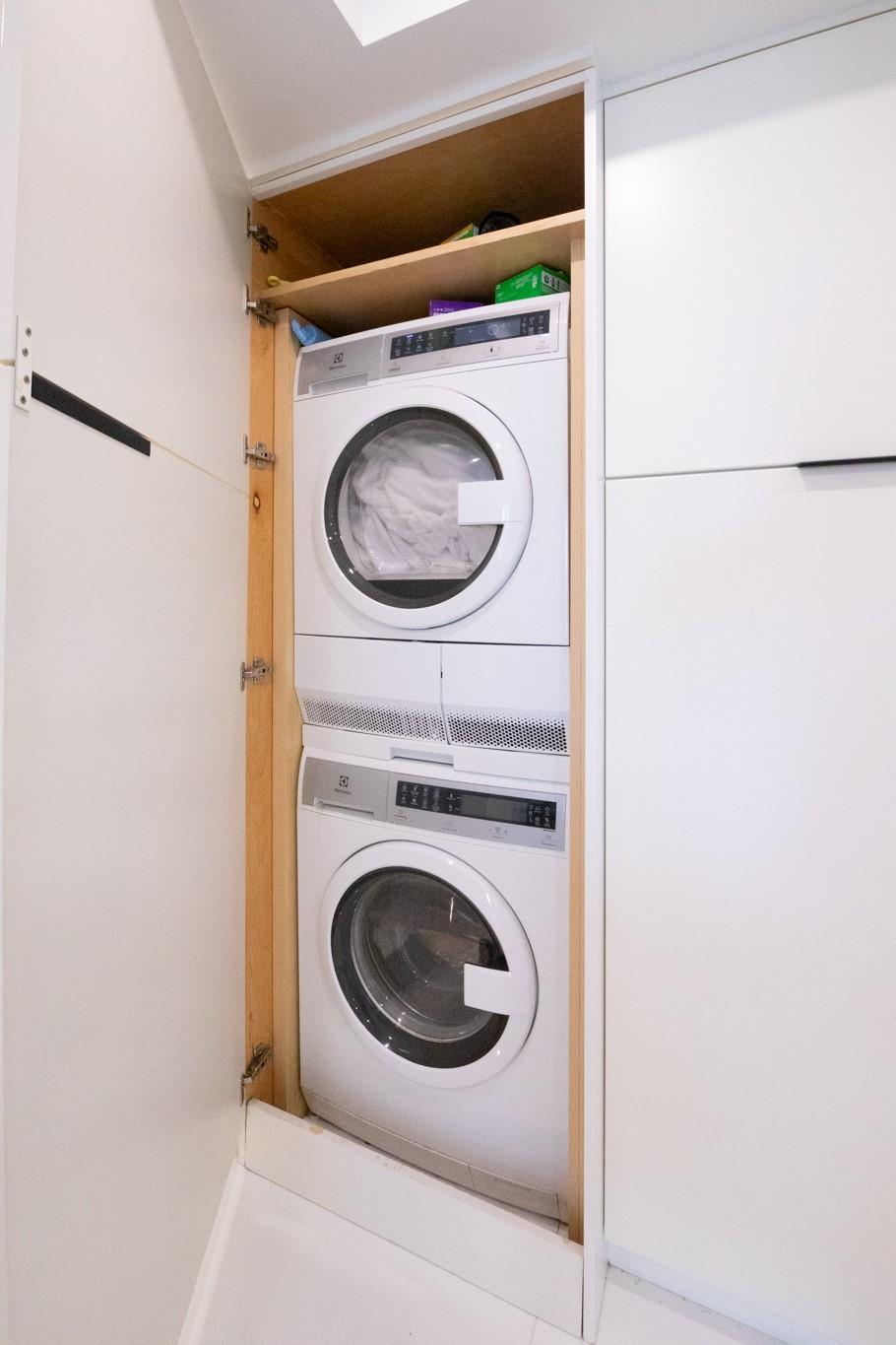 Venetian Condominium - Residential