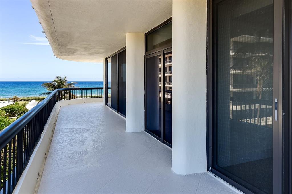 BEACH POINT CONDO - Residential