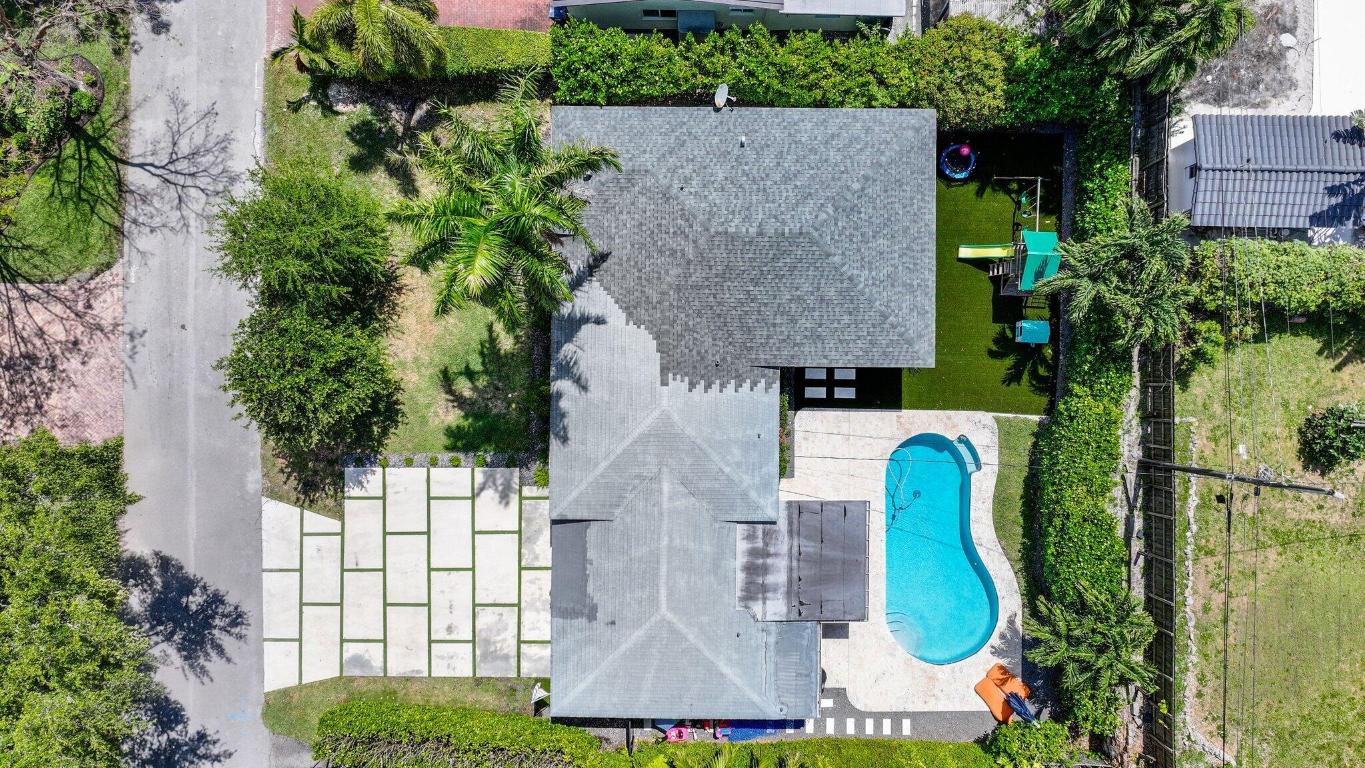 BILTMORE HEIGHTS RED RD ADDN 1ST - Residential