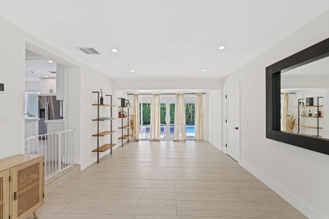 BILTMORE HEIGHTS RED RD ADDN 1ST - Residential