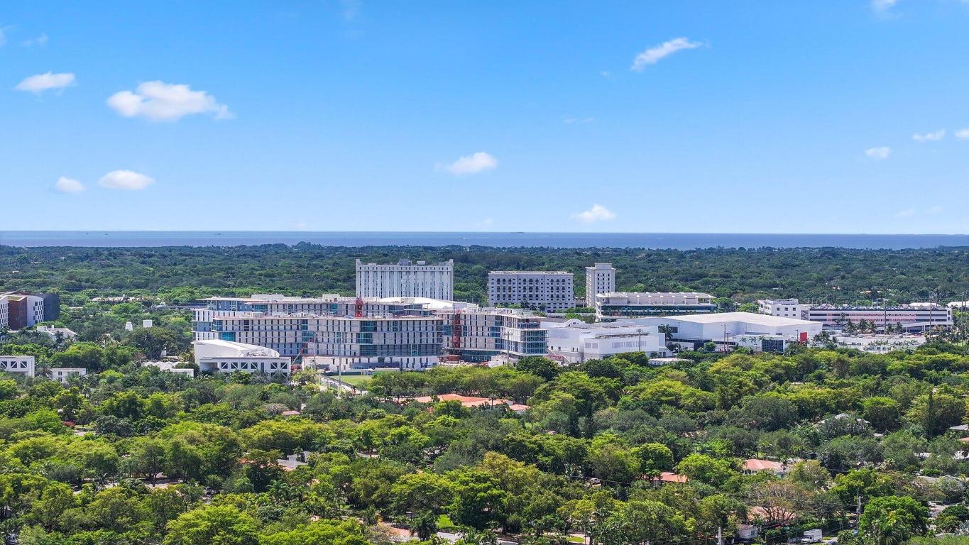 BILTMORE HEIGHTS RED RD ADDN 1ST - Residential