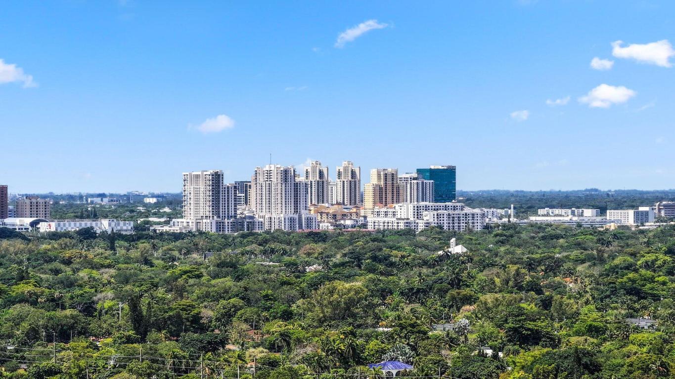 BILTMORE HEIGHTS RED RD ADDN 1ST - Residential