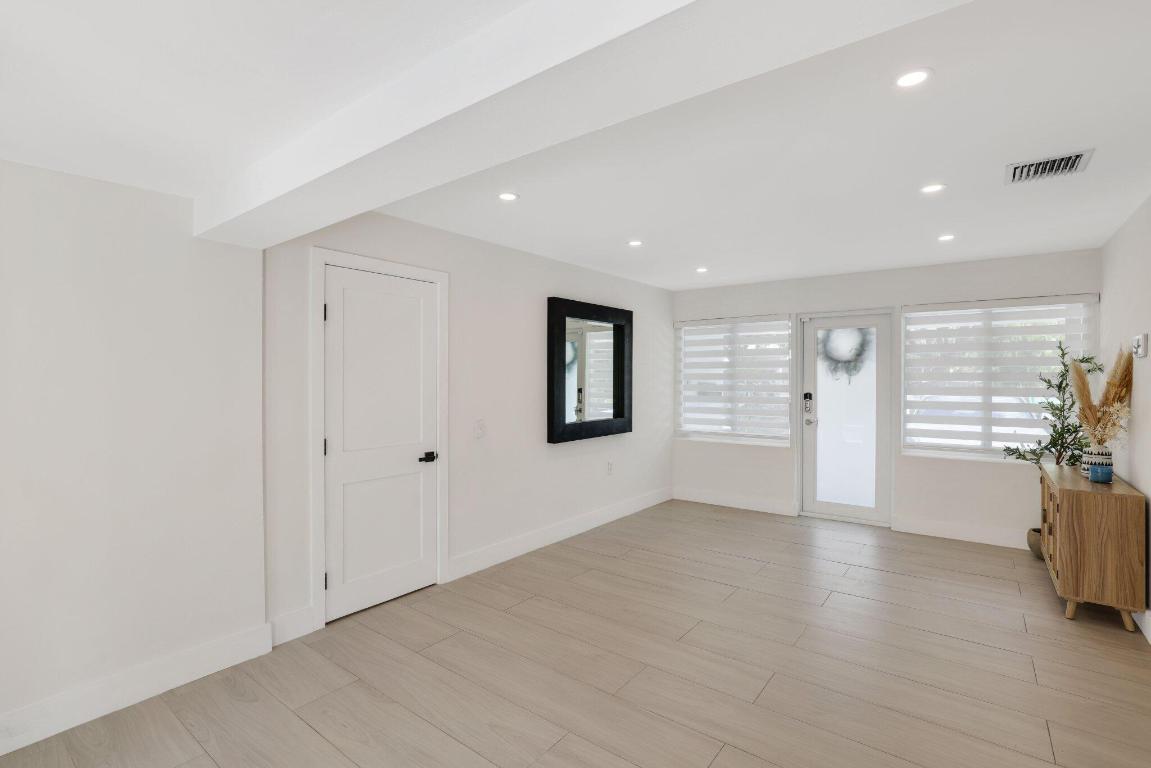 BILTMORE HEIGHTS RED RD ADDN 1ST - Residential