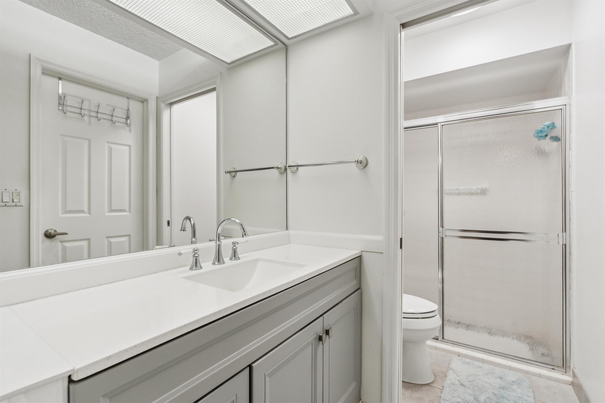 SOUTHPOINTE / COUNTRY GRE - Residential