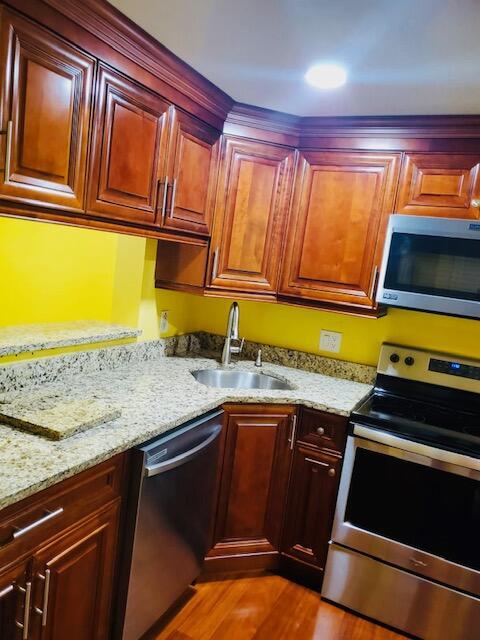 PALM CLUB WEST VILLAGE 1 CONDO - Residential Lease