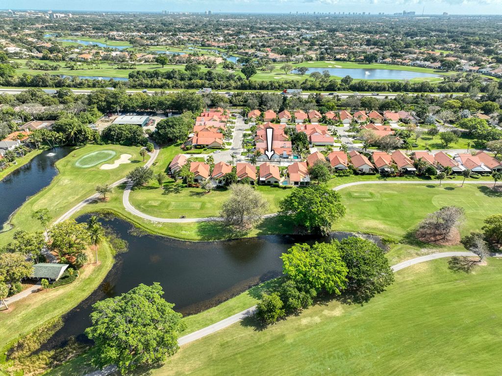 Photo of 23 Ironwood Way N, Palm Beach Gardens, FL 33418 (MLS # R10957201)