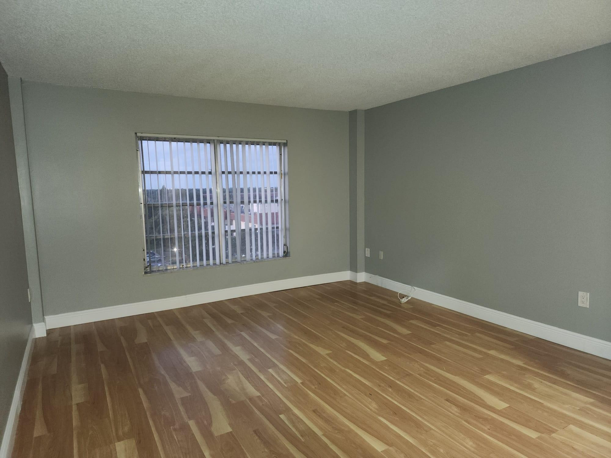 MANORS OF INVERRARY XI - Residential Lease