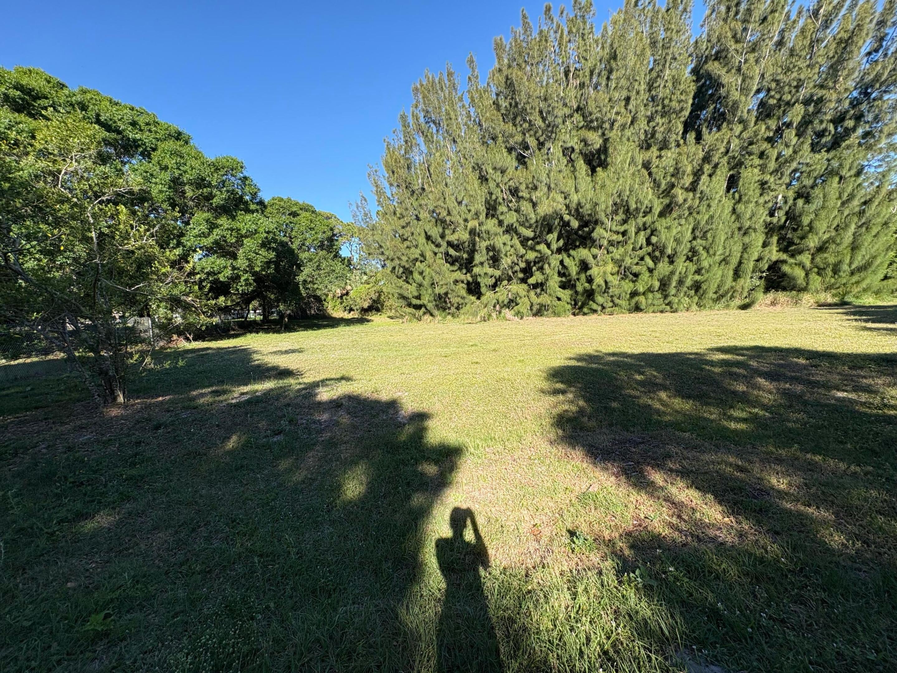 Xxx FAIRWAY Drive