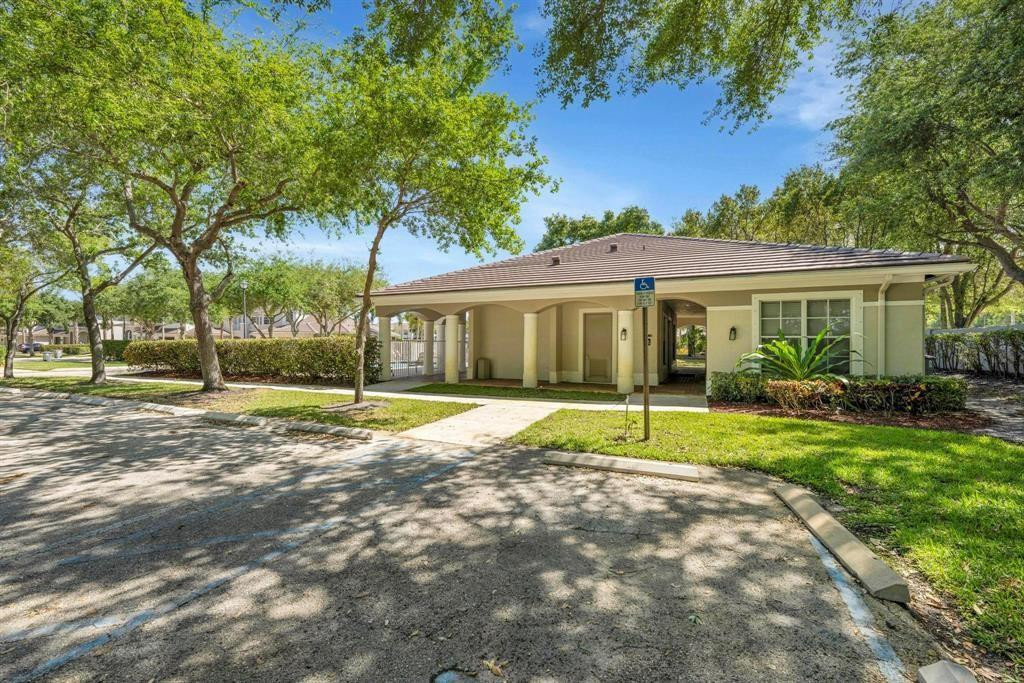 Bella Verde - Residential