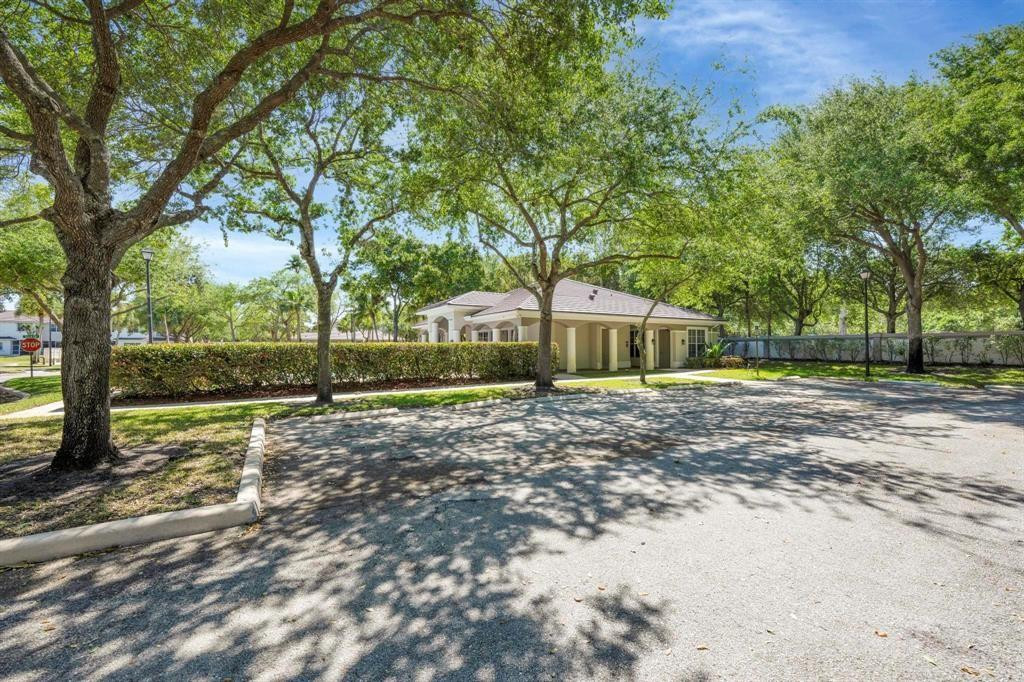 Bella Verde - Residential