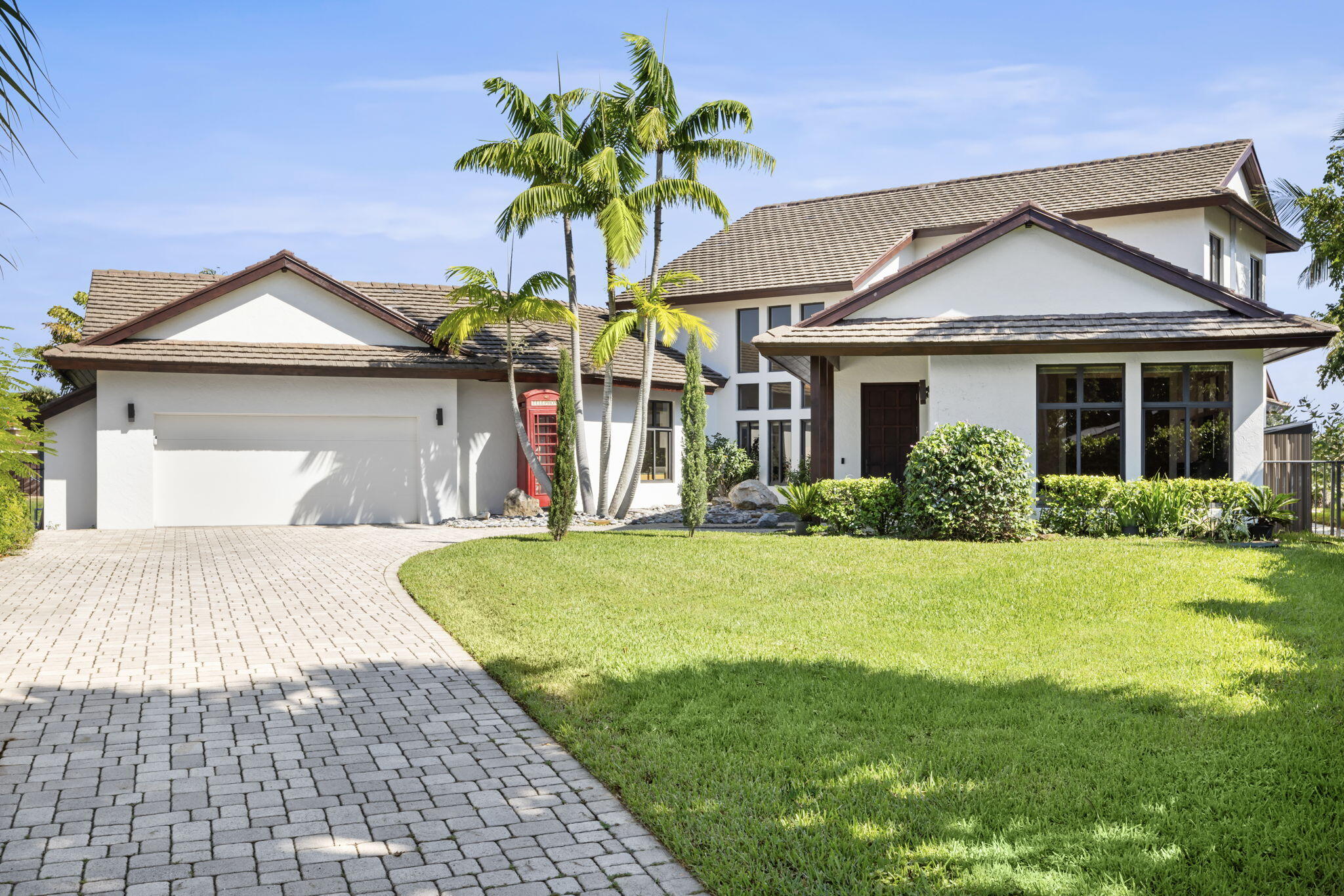 6787 BAYSHORE Drive
