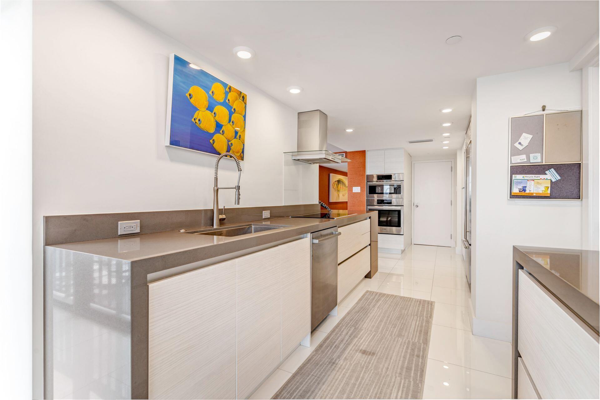 WATERVIEW TOWERS CONDO - Residential