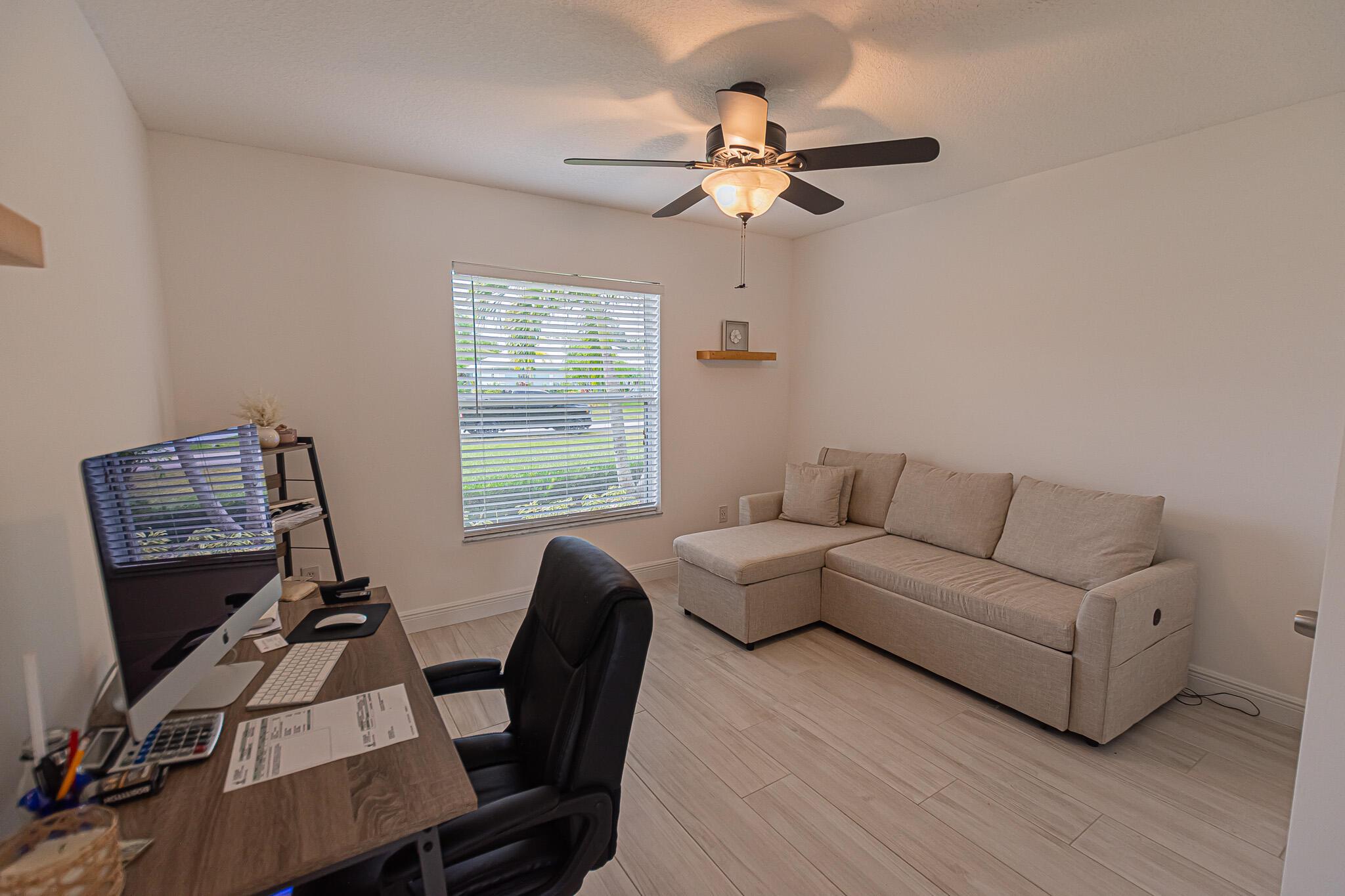 PORT ST LUCIE SECTION 27 - Residential