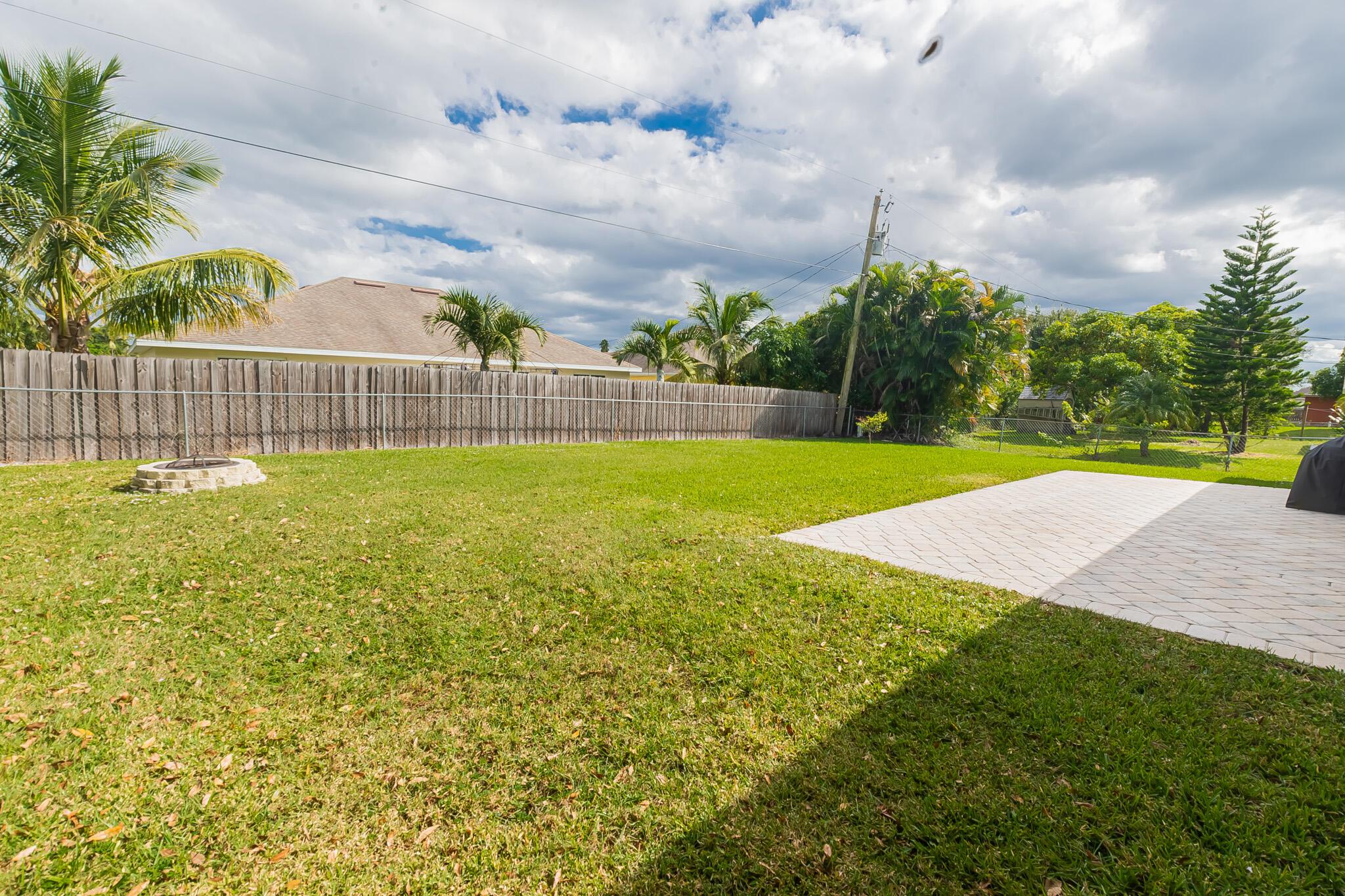 PORT ST LUCIE SECTION 27 - Residential