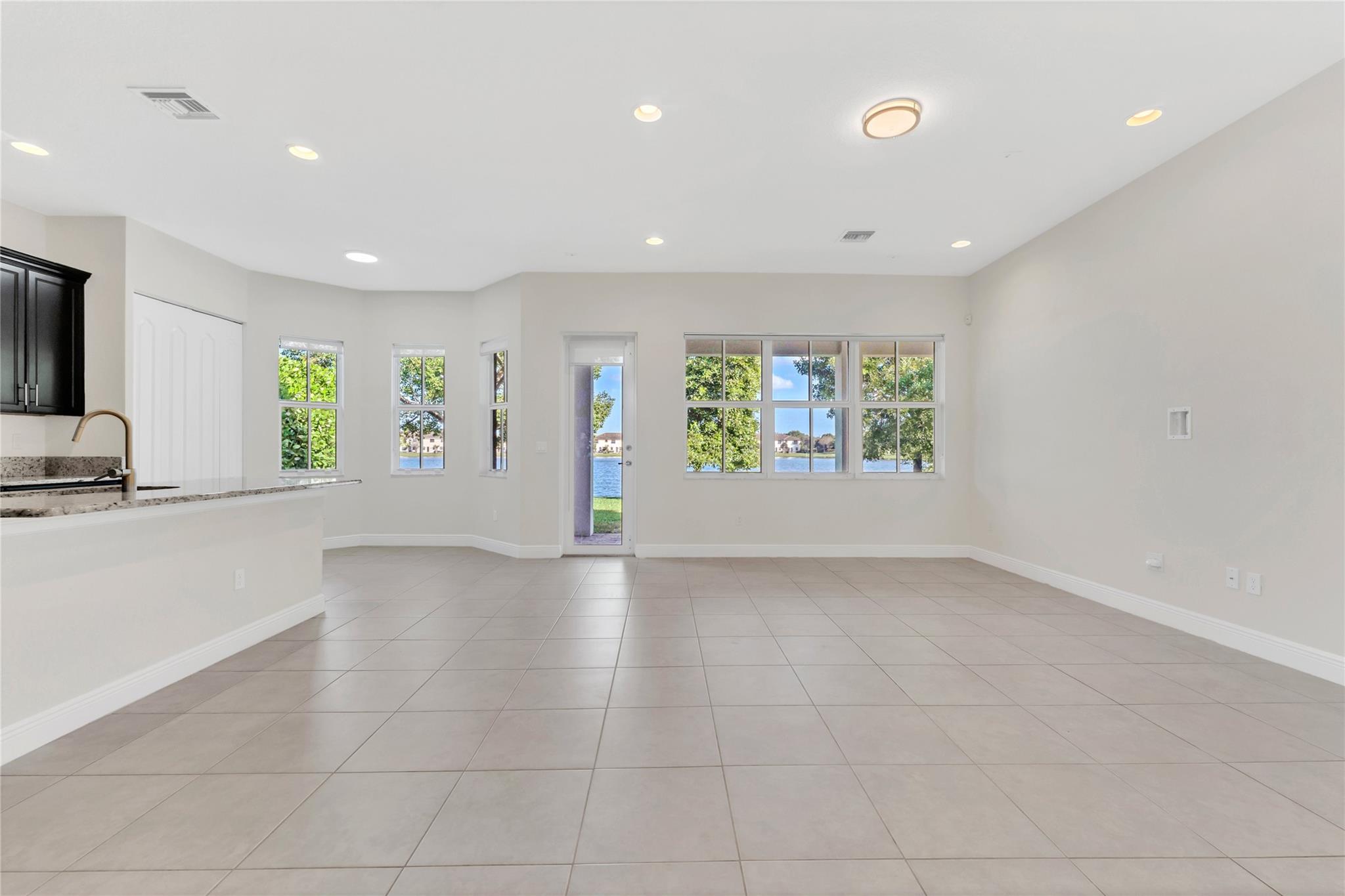 Debuys 180-147 B - Residential