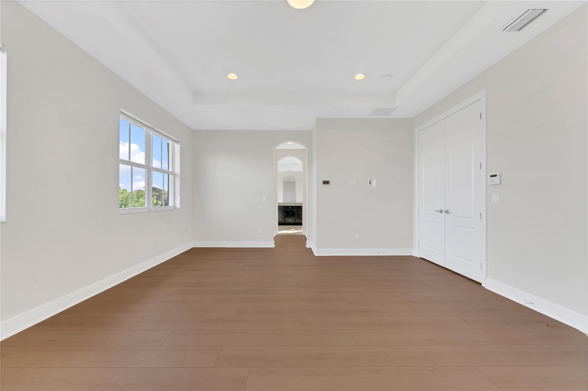 Debuys 180-147 B - Residential