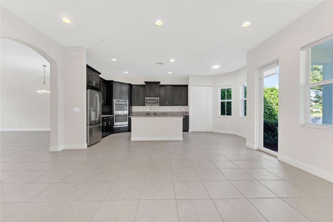 Debuys 180-147 B - Residential