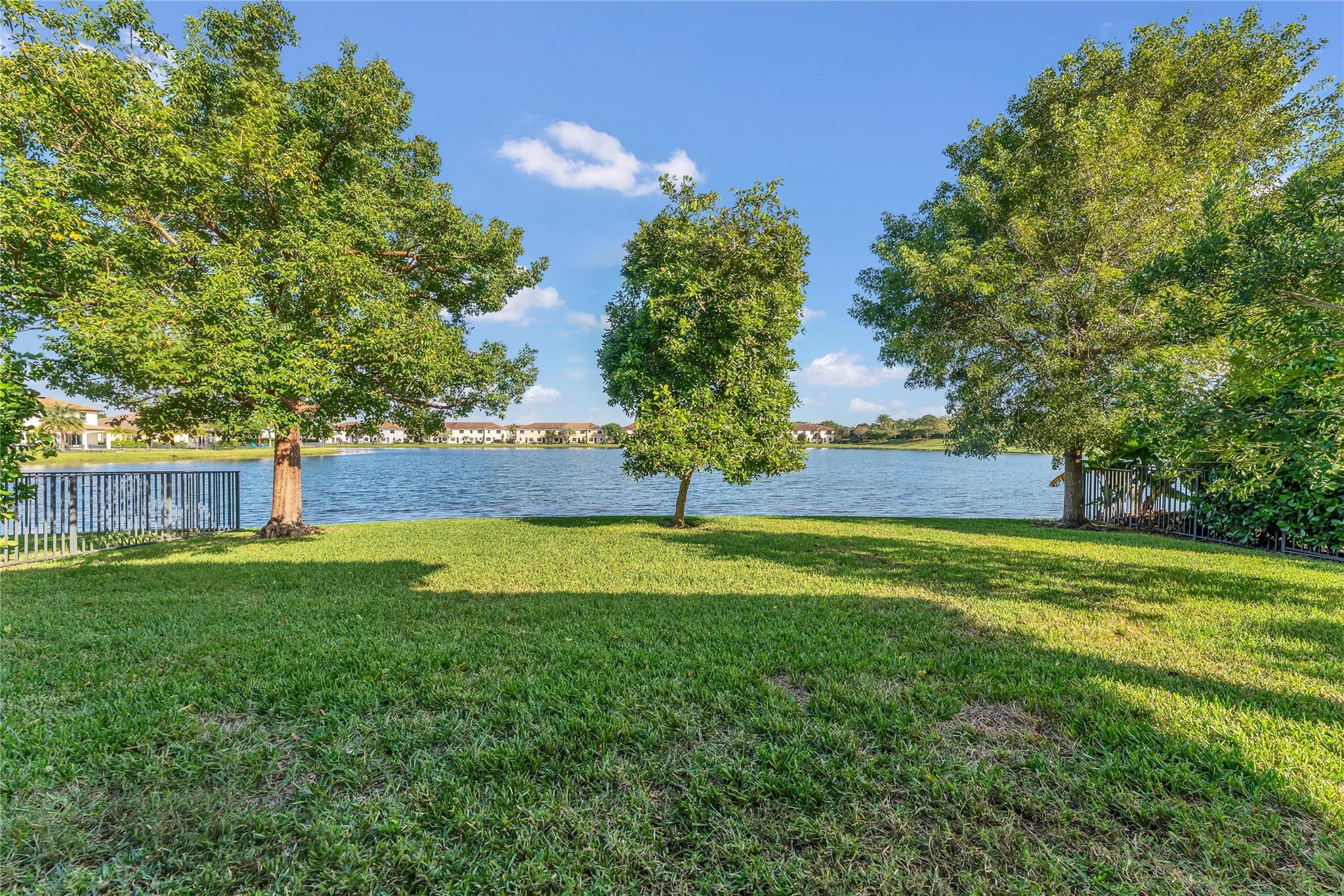 Debuys 180-147 B - Residential