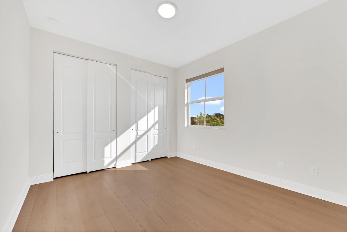 Debuys 180-147 B - Residential