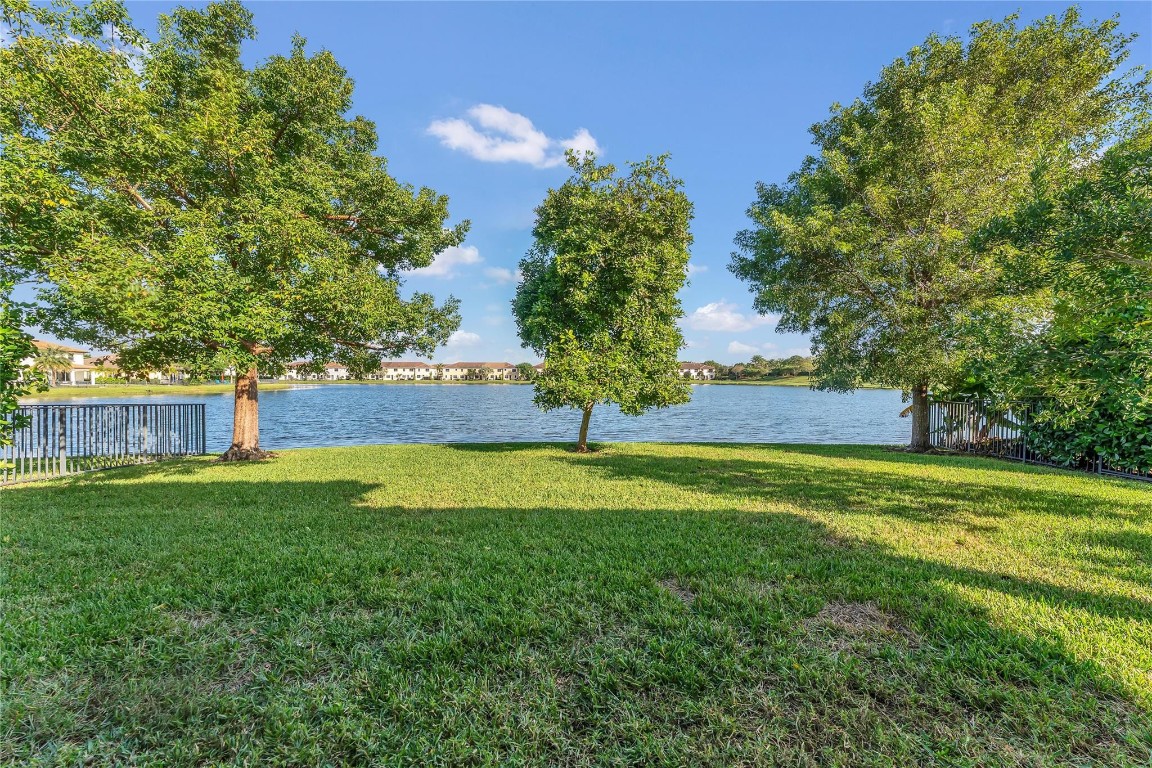 Debuys 180-147 B - Residential