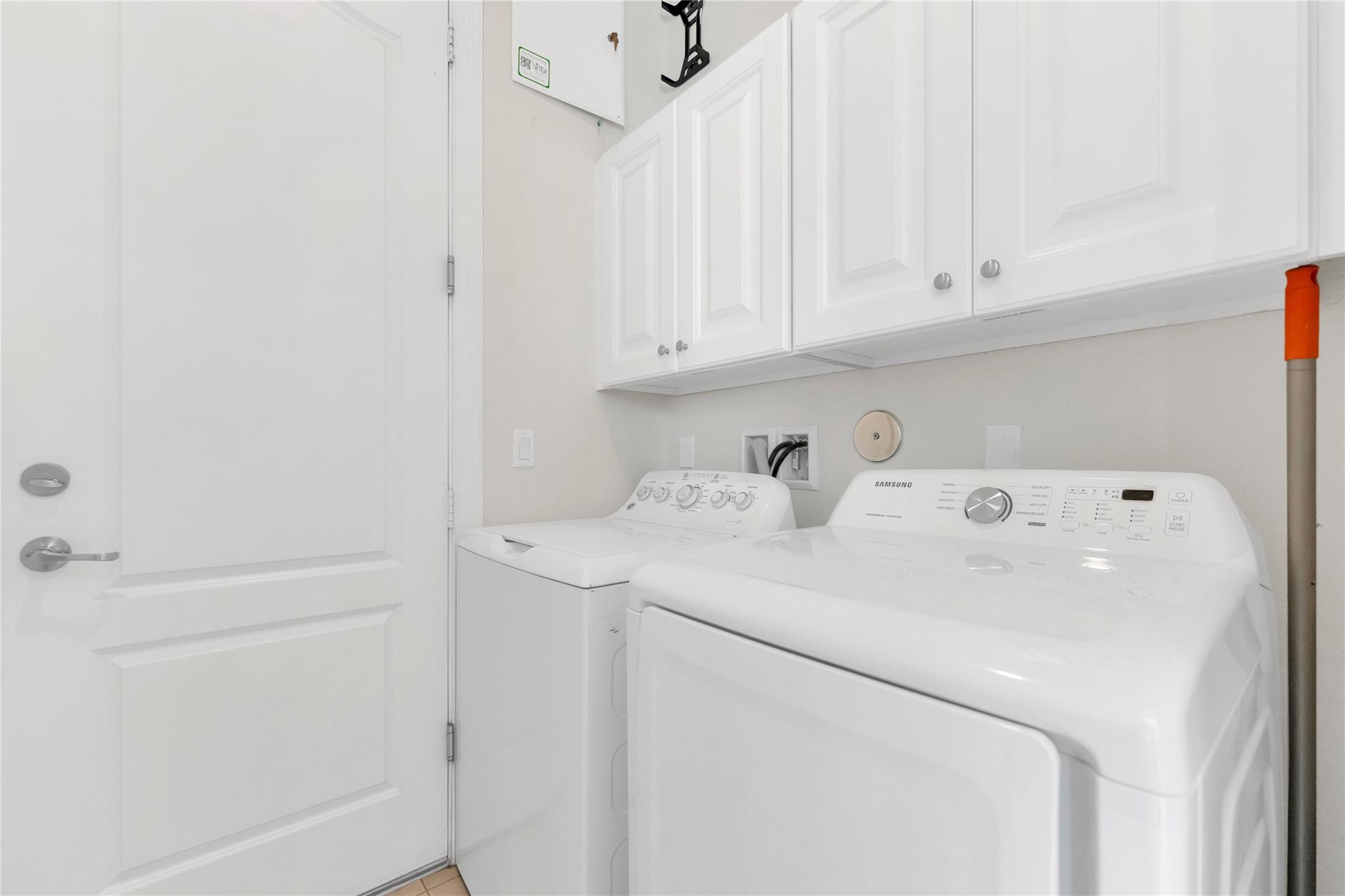 Debuys 180-147 B - Residential