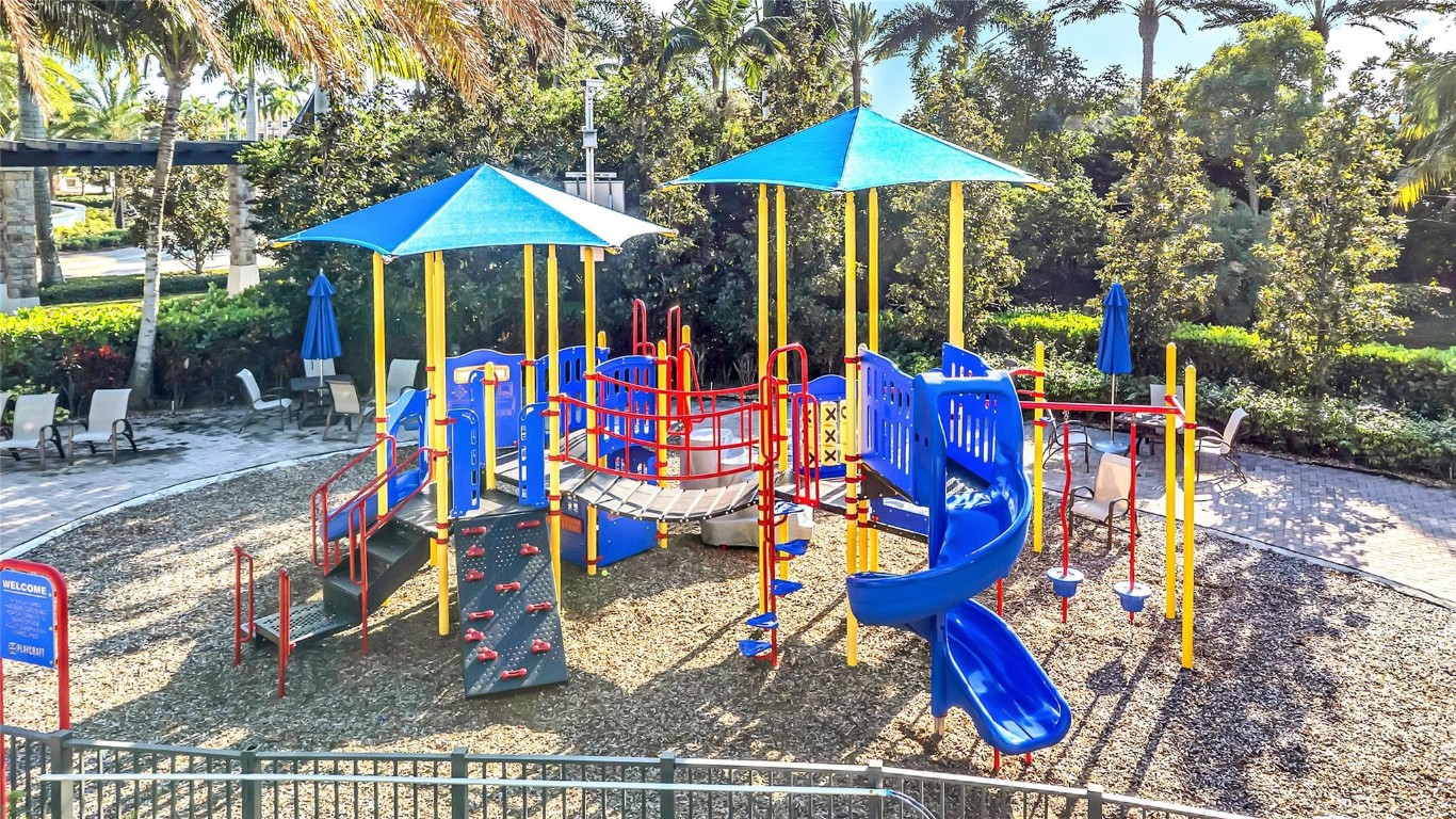 Debuys 180-147 B - Residential