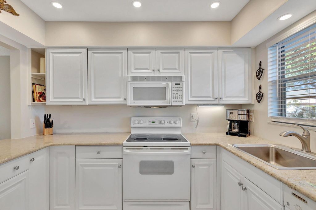 Photo of 18081 SE Country Club Drive #18-172, Jupiter, FL 33469 (MLS # R11060459)