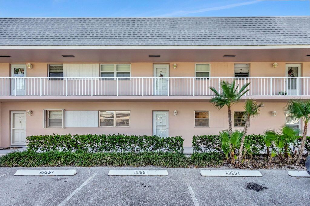 Photo of 18081 SE Country Club Drive #18-172, Jupiter, FL 33469 (MLS # R11060459)