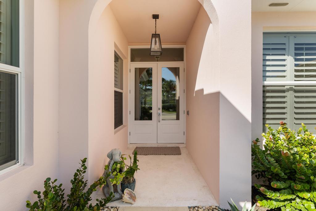 7504 SE Bay Cedar Circle