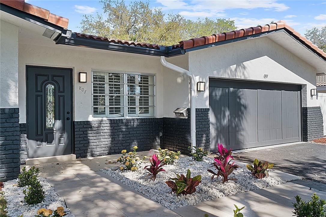 807 NW 7TH Street