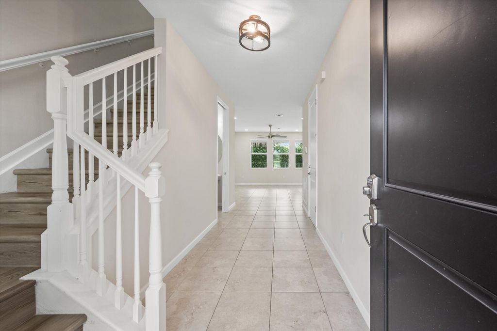 Photo of 16280 Oakview Drive, Westlake, FL 33470 (MLS # R11164778)