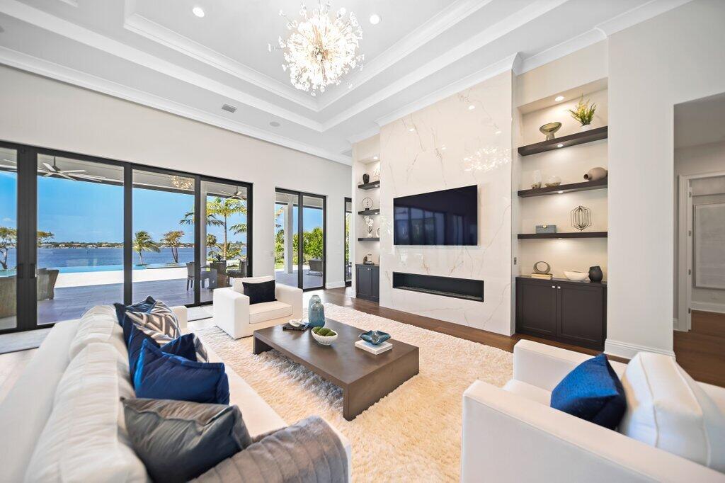 Sewalls Point - Residential