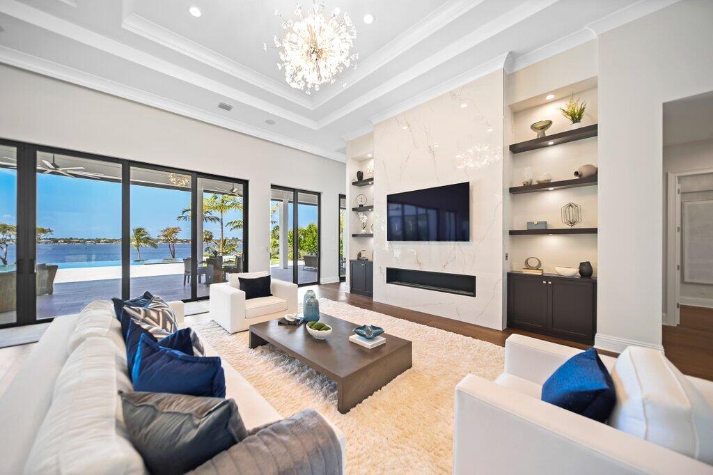 Sewalls Point - Residential