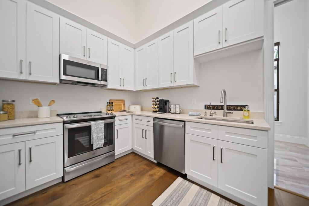 Sewalls Point - Residential