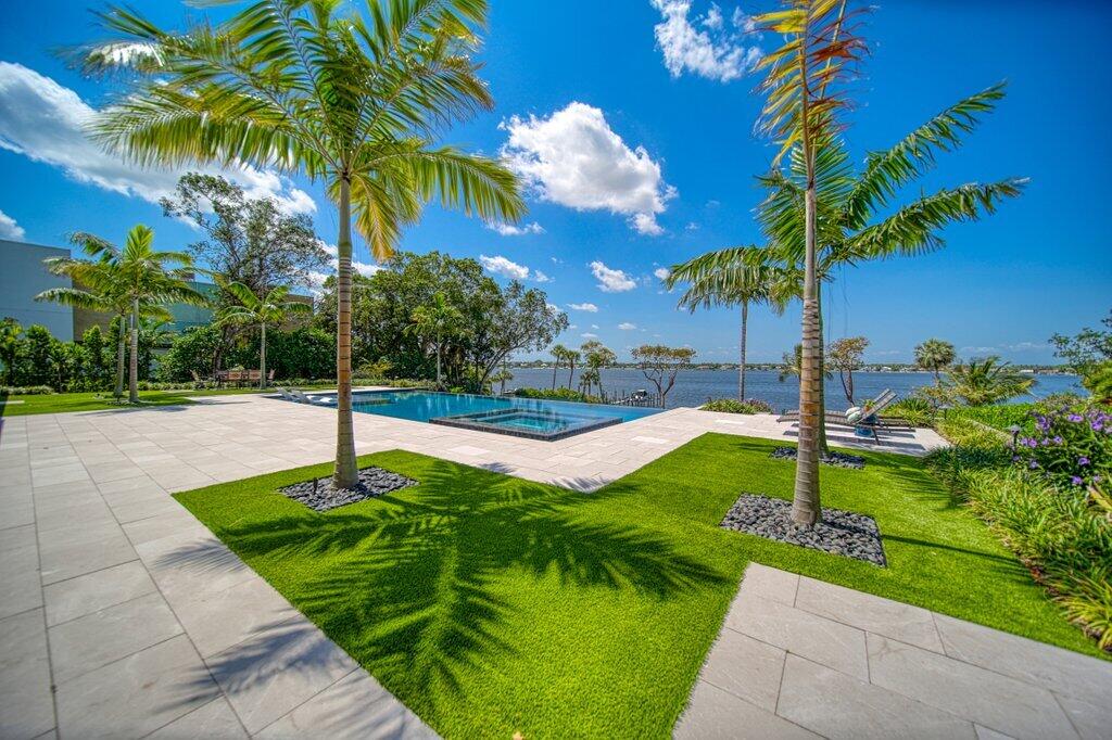 Sewalls Point - Residential