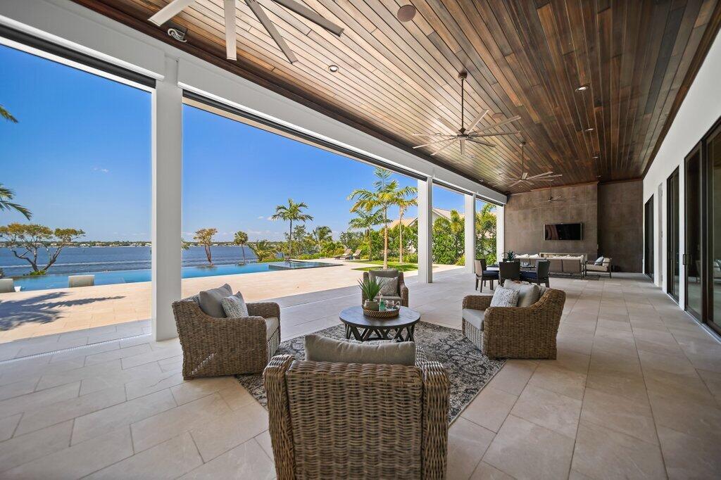 Sewalls Point - Residential