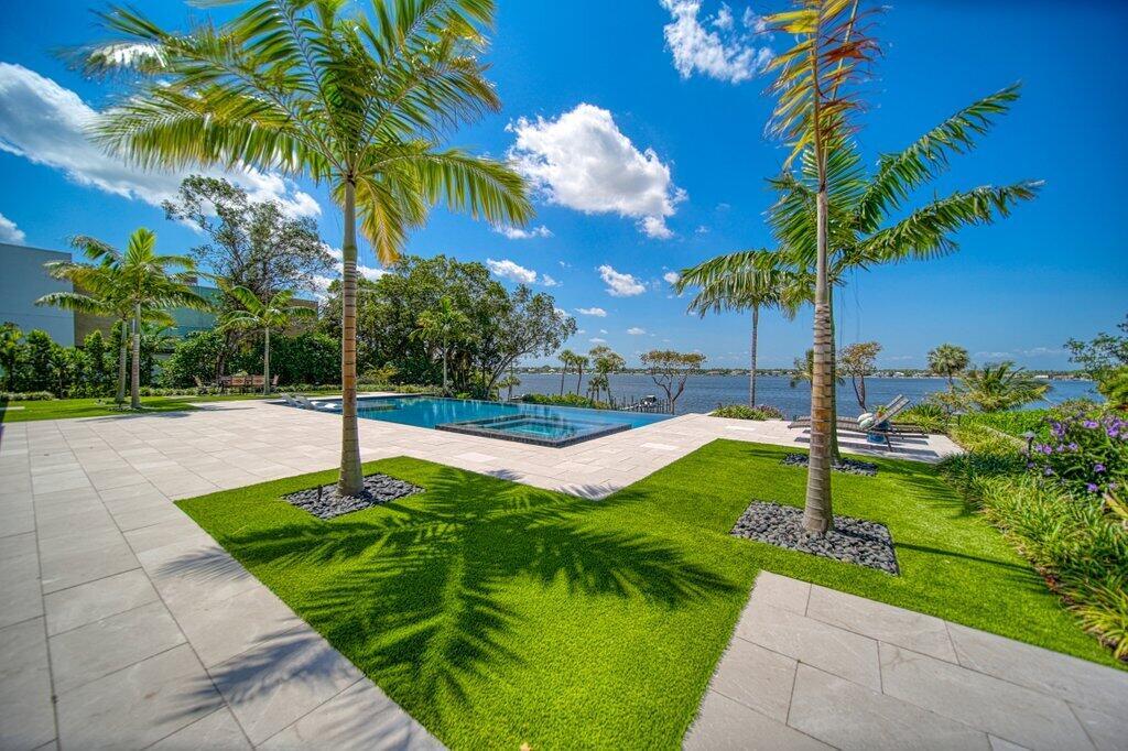 Sewalls Point - Residential