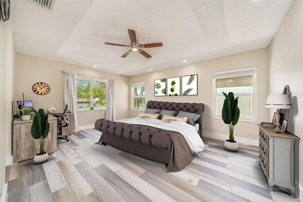 CRESCENT CREEK, COCONUT POINTE - Residential