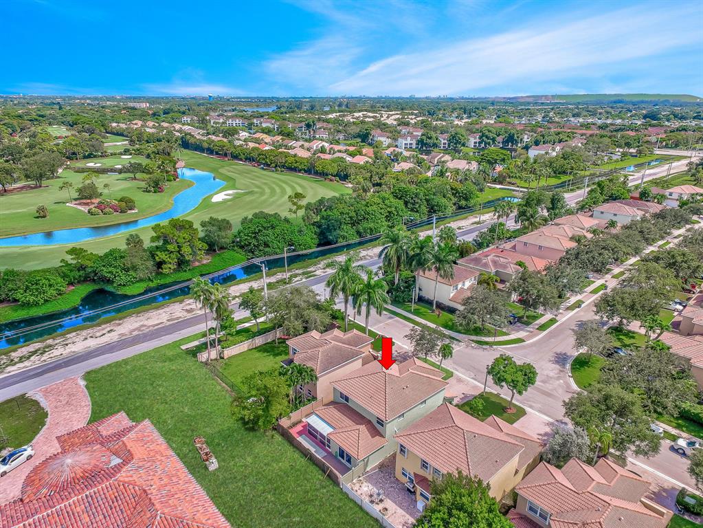 CRESCENT CREEK, COCONUT POINTE - Residential