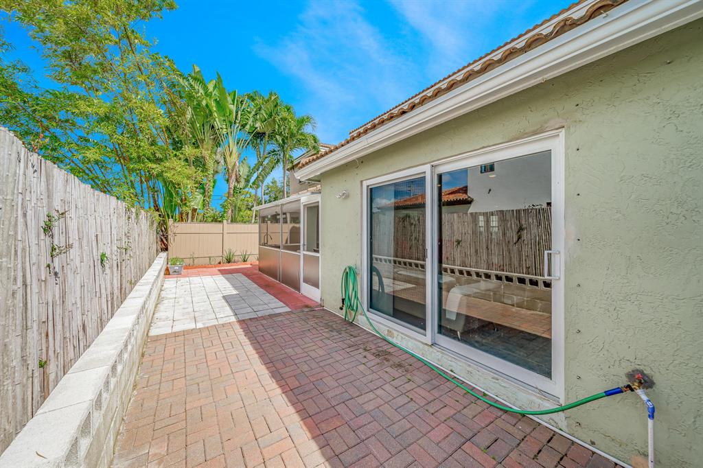 CRESCENT CREEK, COCONUT POINTE - Residential