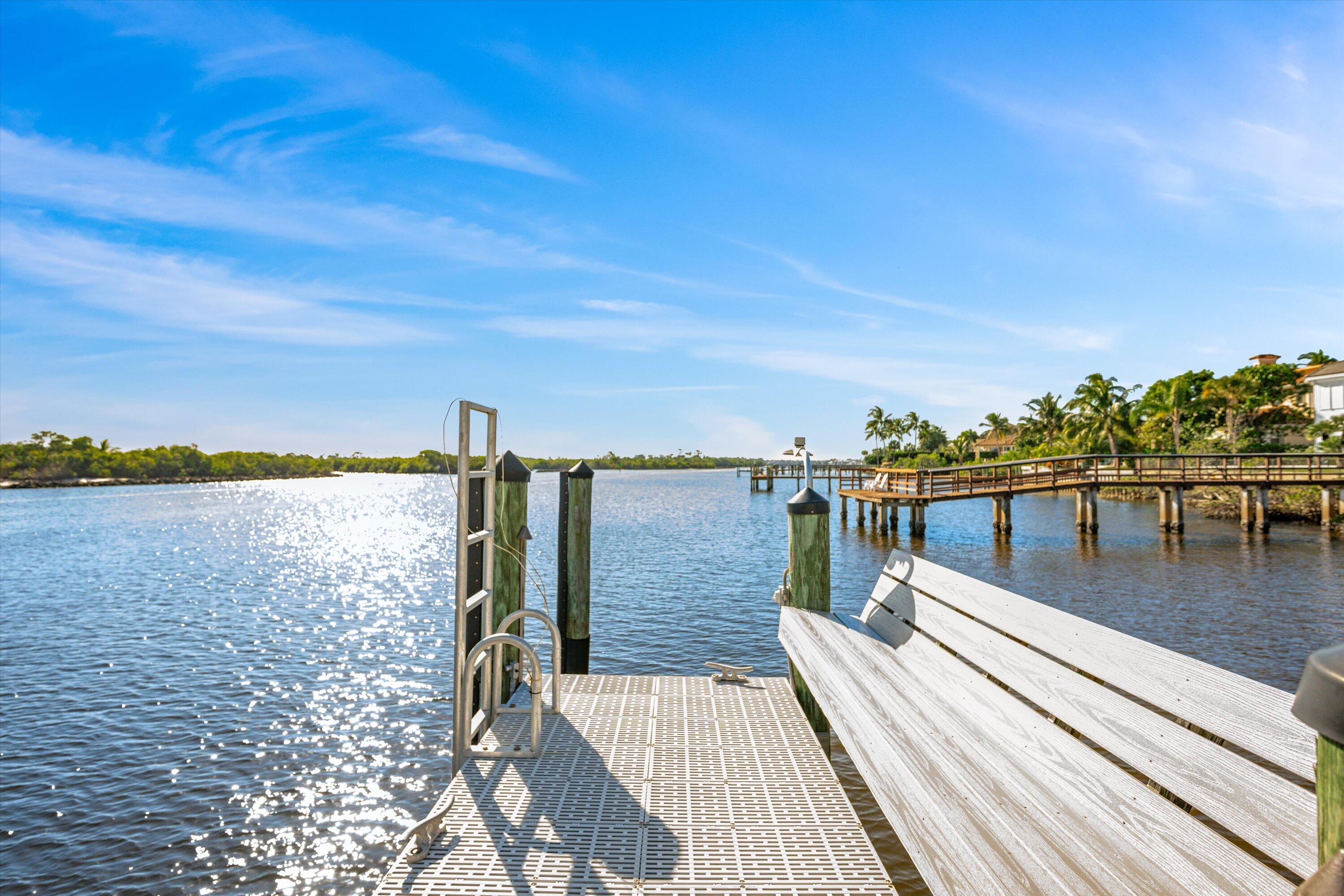 CASSEEKEY ISLAND AT JONATHANS LANDING - Residential
