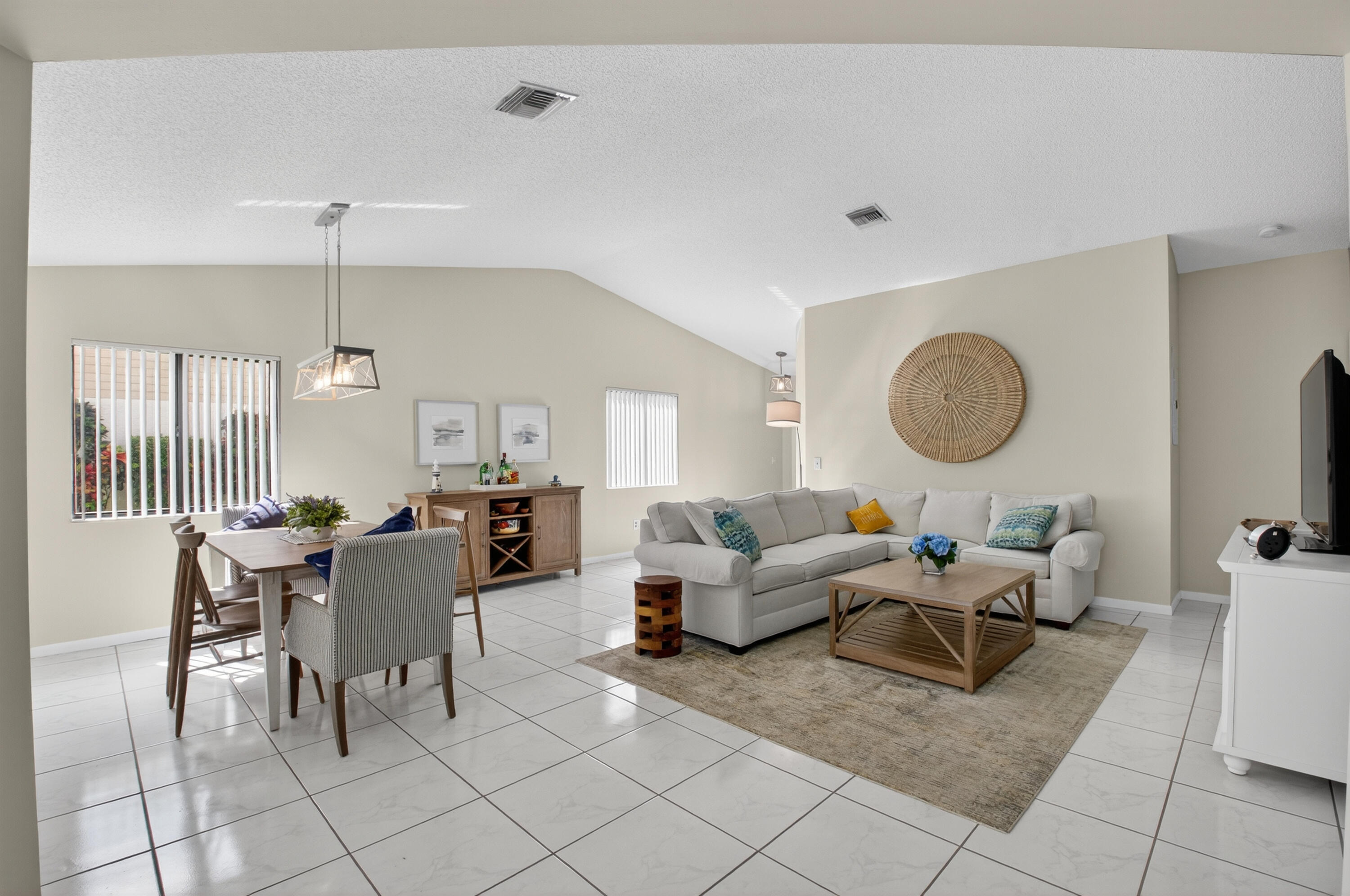 RAINBERRY BAY SEC 10 - Residential