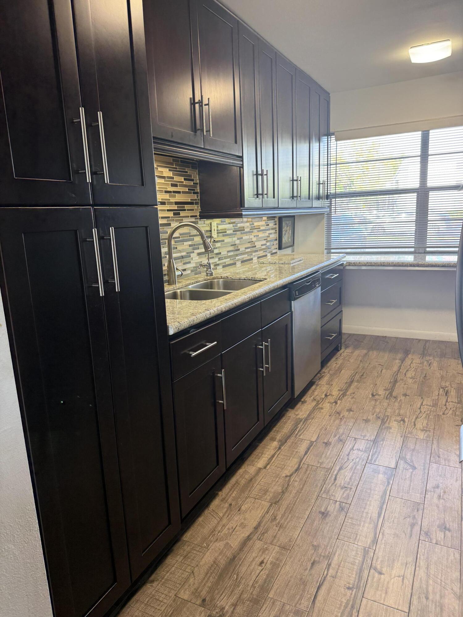 FAIRWAYS OF TAMARAC CONDOMINIUM - Residential