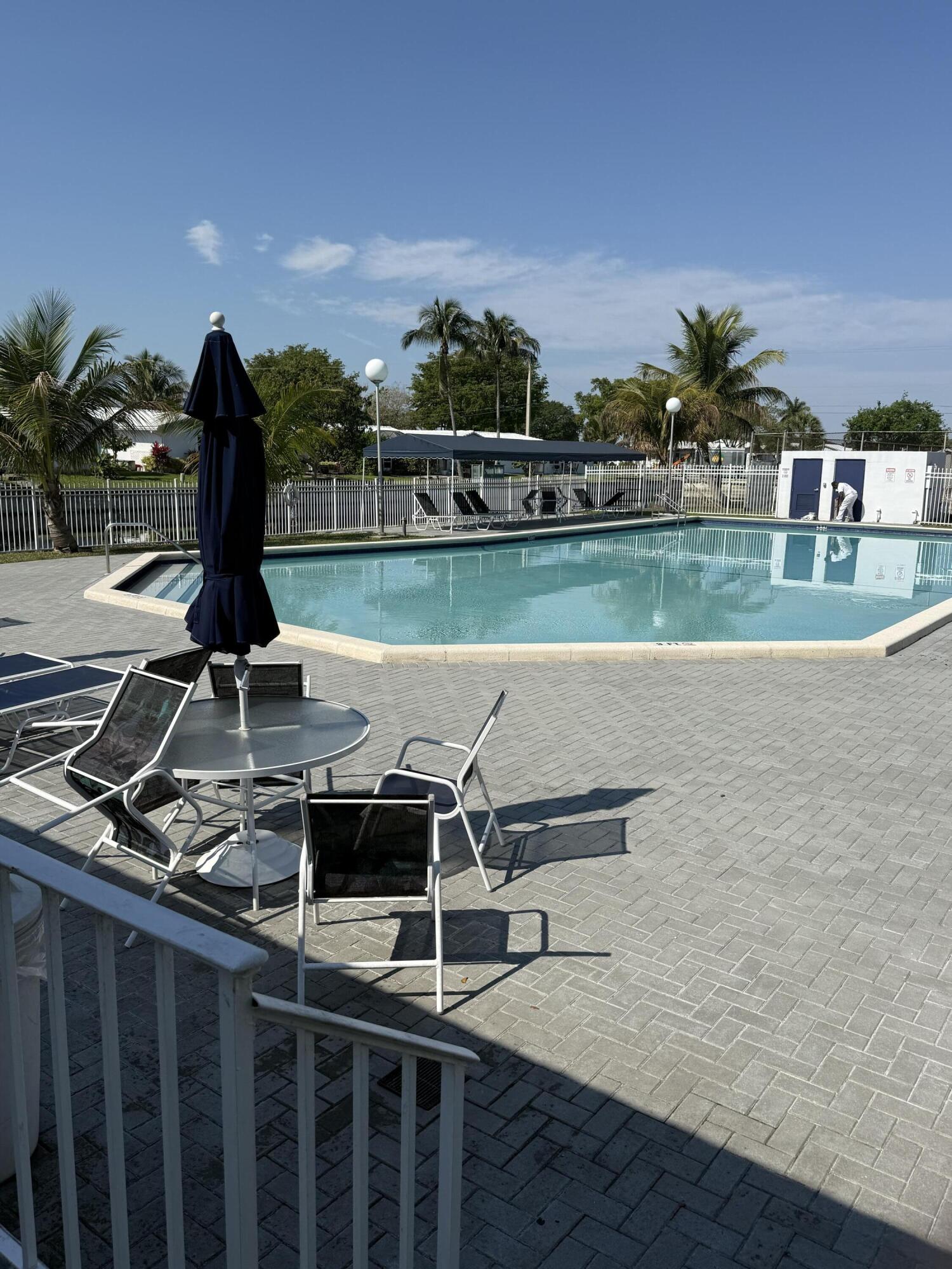 FAIRWAYS OF TAMARAC CONDOMINIUM - Residential