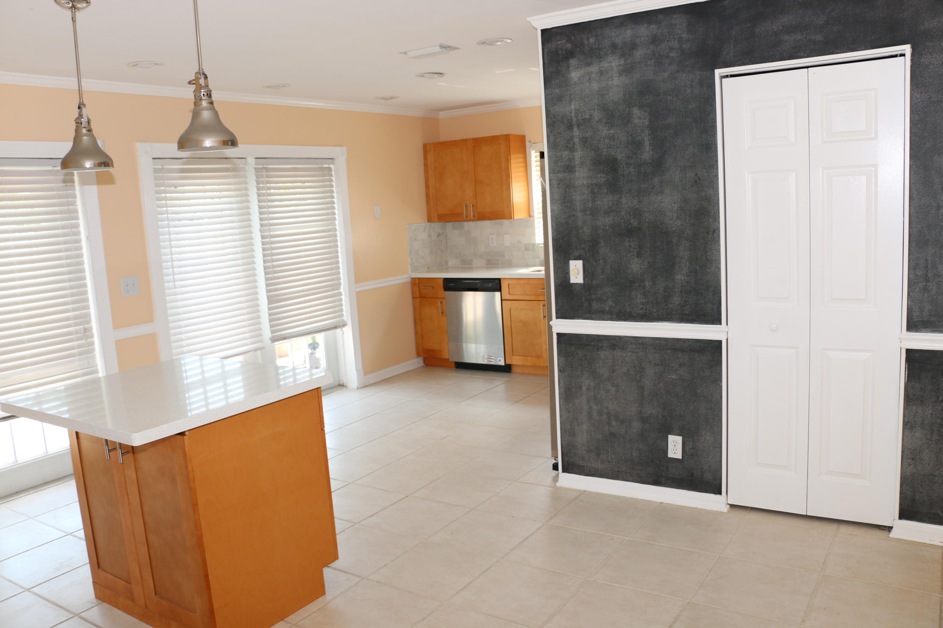 CORAL BAY - Residential Lease