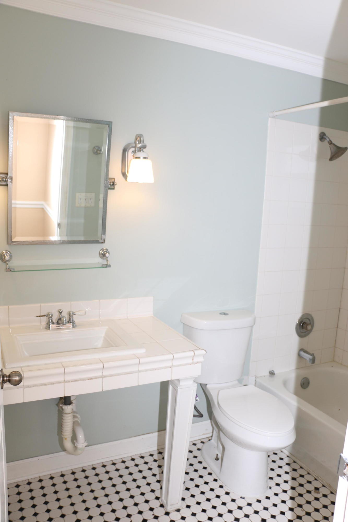 CORAL BAY - Residential Lease