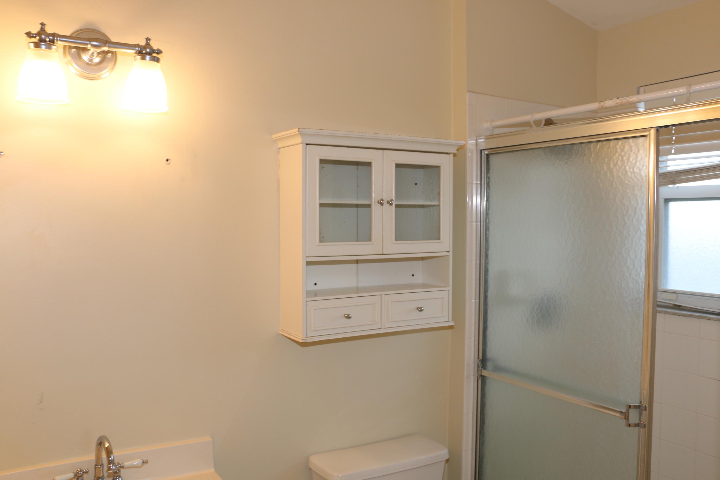 CORAL BAY - Residential Lease